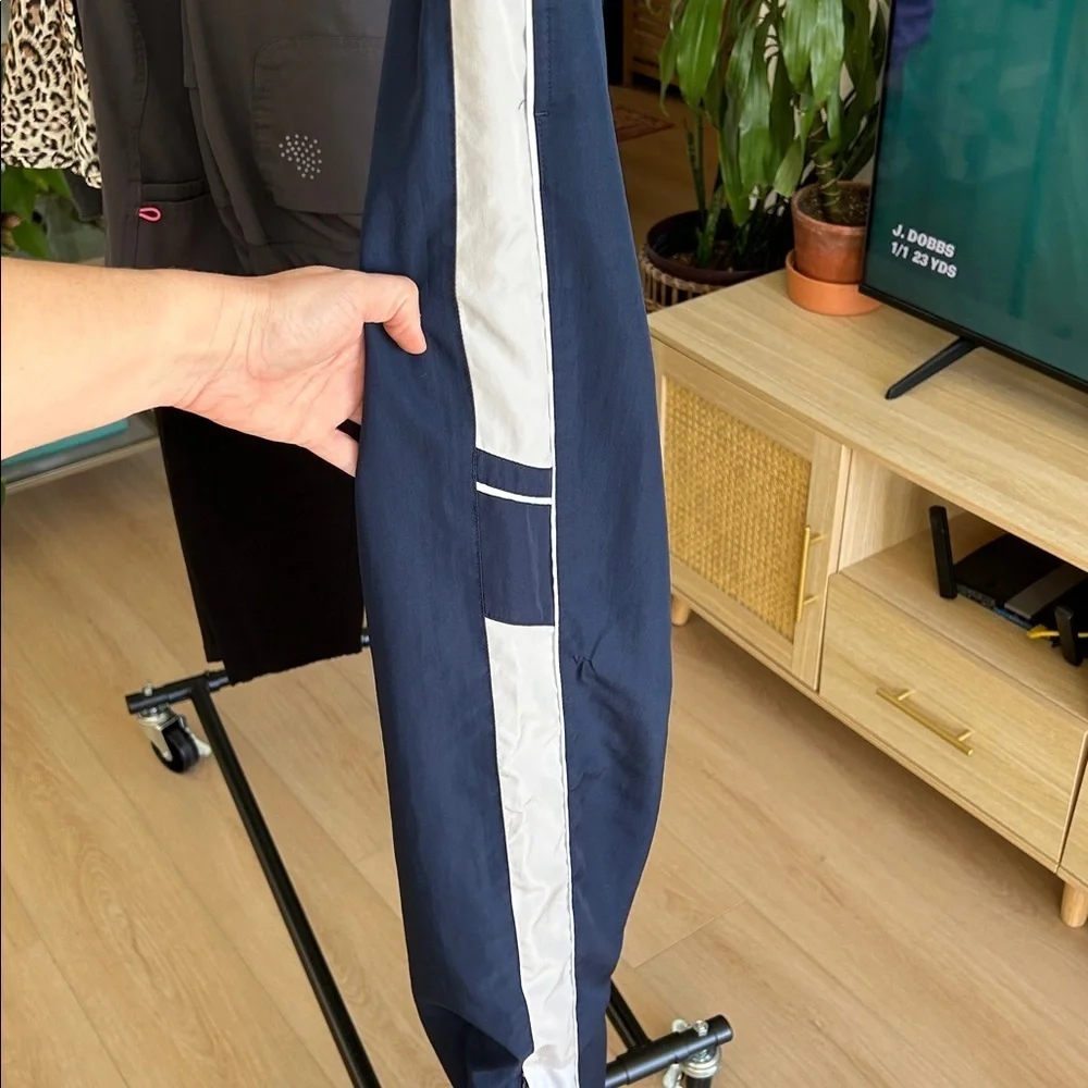 Nike Youth Lined Pants. Size XL